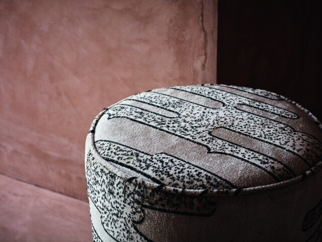 SALVADOR_STOOL_DETAIL_1_002