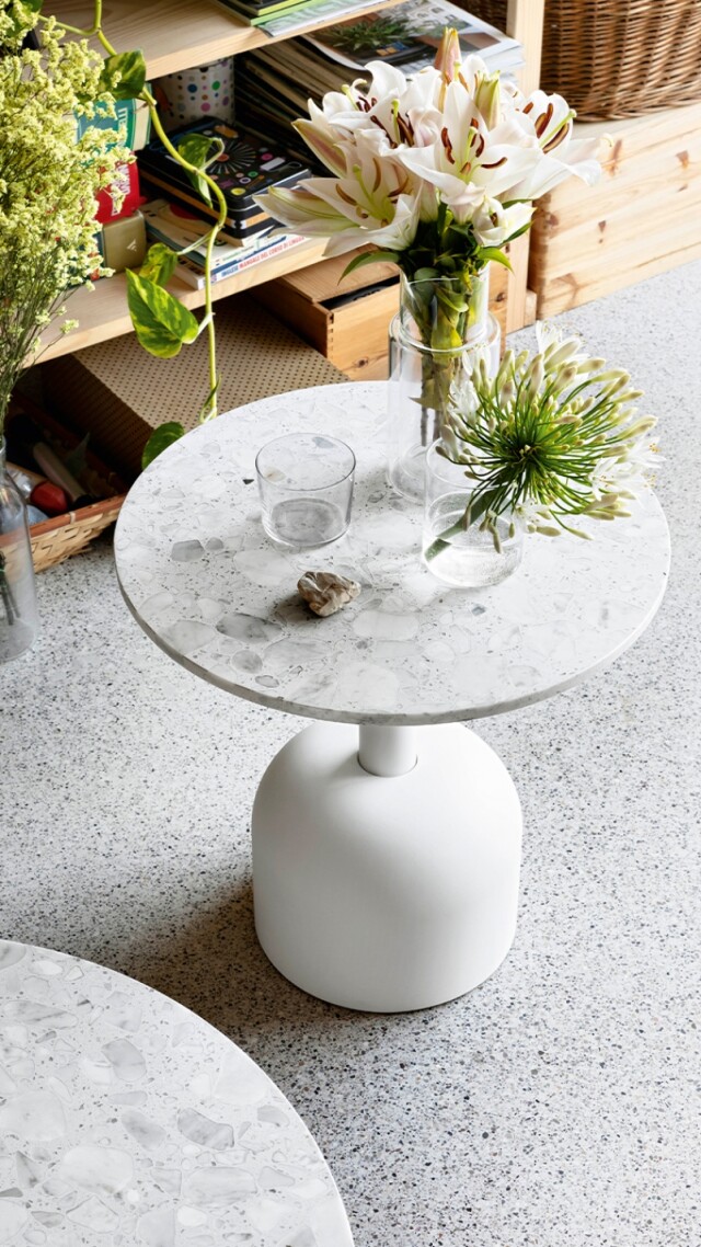 illo-coffee-table-349714210310315