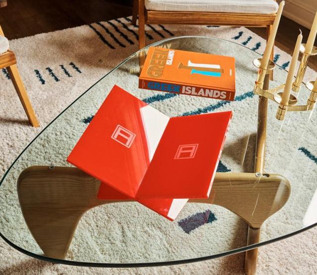 A Bookstand - Clear